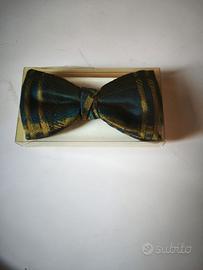 Papillon uomo oro e verde