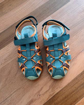 Sandali con soletta in vera pelle n. 36