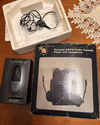 Walkman SHARP AM/FM Stereo Cassette Player