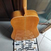 chitarra acustica aria 12 corde 
