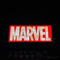 Scatola luminosa Marvel a LED