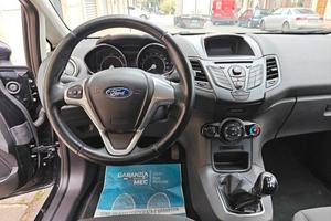 FORD Fiesta 6ª serie - 2014