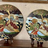 Antica coppia di piatti giapponesi Satsuma Moriage