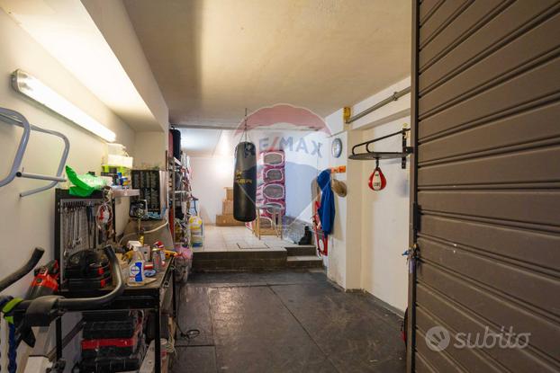 Garage/Box - Aci Catena