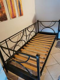 divano letto in ferro battuto 