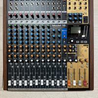 Mixer Tascam Model 16