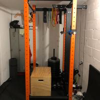 Kingsbox mighty power rack + leg curl/extensions