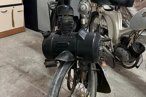 Bicicletta motirizzata d’epoca Vap da restauro.
