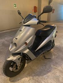Moto Scooter Malaguti Phantom F12
