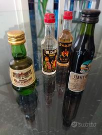 Collezione 11 bottigliette mignon