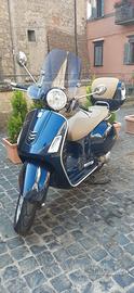 Piaggio Vespa 300 GTS - 2015