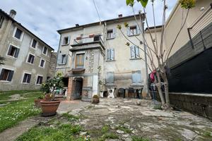CASA SEMINDIPENDENTE A VITTORIO VENETO