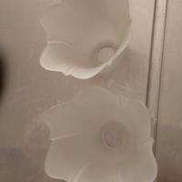 2 coppe a fiore in vetro per applique