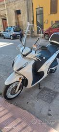 Honda SH 350