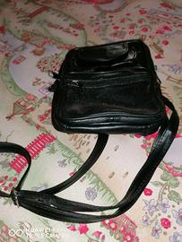 Borsello Nero Semilpelle cm 19 x 15