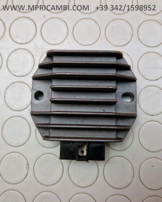 REGOLATORE TENSIONE DERBI GPR 125 2010 2011 GPR125