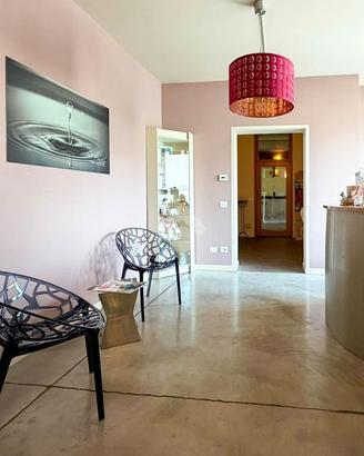 NEGOZIO A GAVARDO