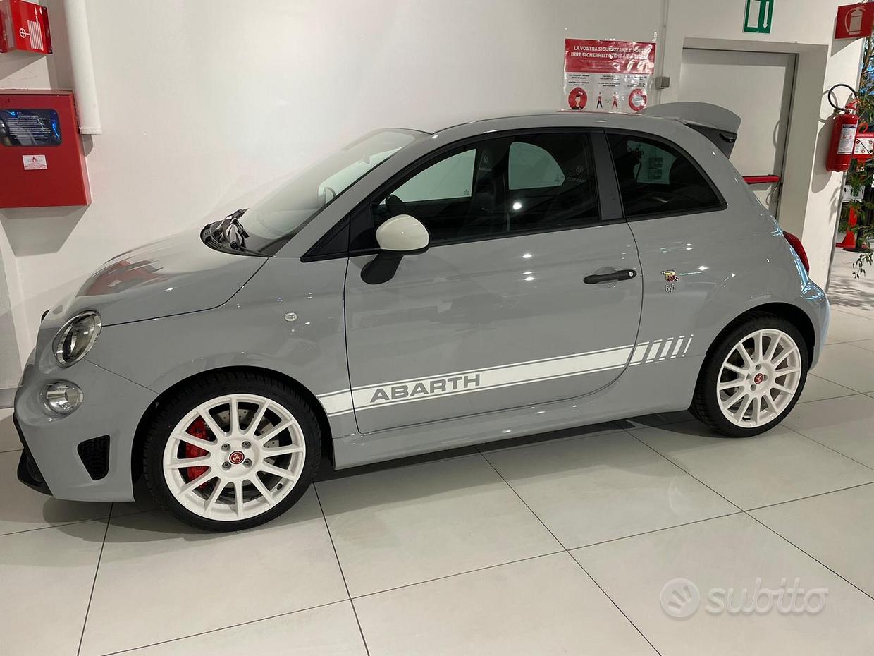 Abarth 695