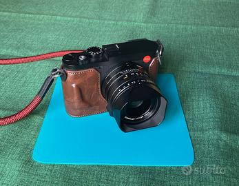 Leica Q3 completa, pari al nuovo