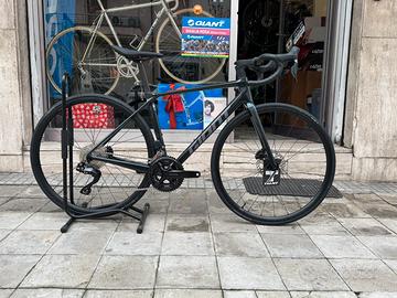 Bici da corsa Giant TCR disc Di2