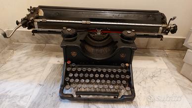 macchina per scrivere Olivetti M40 anni 30