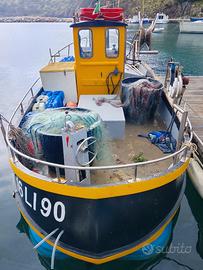 Barca da pesca con licenza