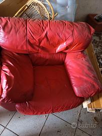 2 poltrone in Pelle 