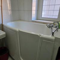 vasca da bagno per persone anziane