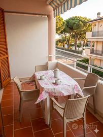 A 150 mt dal mare - appartamento con corte
