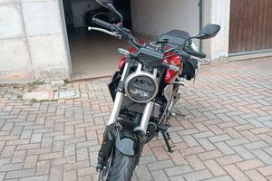 Honda cb300r