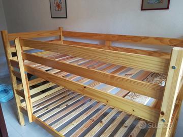 Letto a castello in pino massello