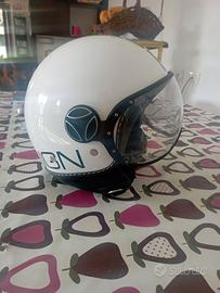 Casco Momo Design