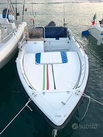 Barca Open 4 Mt con Motore Jonshon 25Cv 2T