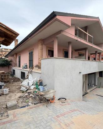 Villa di 97 m² con 4 locali e box auto a Roma