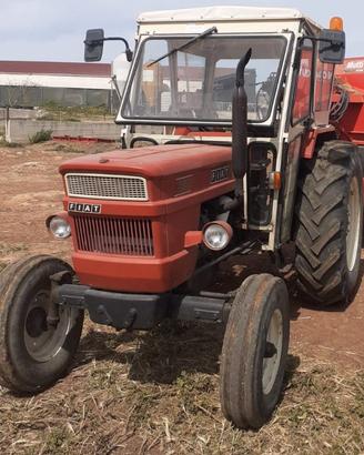 Trattore fiat 640