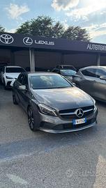 W176 Mercedes Benz A180