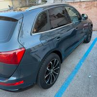 Audi q5 4/4 quattro