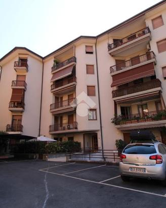 2 LOCALI A CHIAVARI