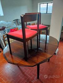 Tavolo e sedie