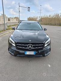 Mercedes Gla night edition