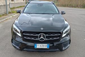 Mercedes Gla night edition