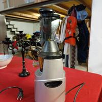 Estrattore di Succo a Freddo "Just Slow So Juice" 