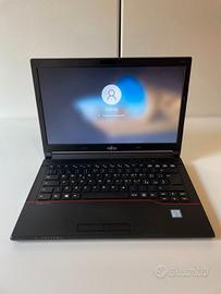 Computer portatile Fujitsu E546 i5-6200U 8 gb ram