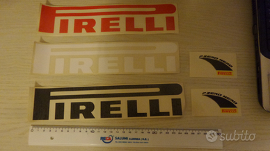 Pirelli adesivi ufficiali