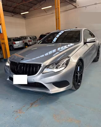 Mercedes-benz E 220 CDI Coupé Premium