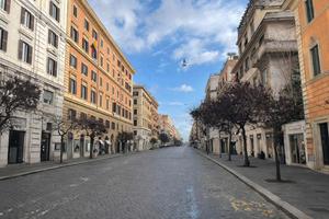 PRATI - Locale commerciale