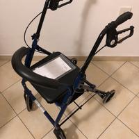 Girello deambulatore rollator pari al nuovo