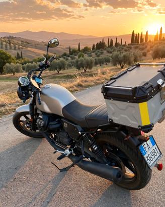 Moto Guzzi V7 Stone 850 ABS