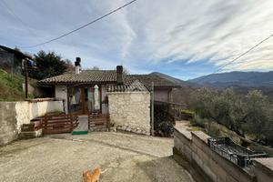 CASA INDIPENDENTE A SUBIACO