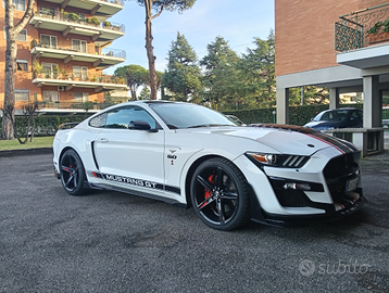 Ford mustang fastback gt 5.0 v8